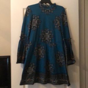 Xhilaration turquoise long sleeve shift dress